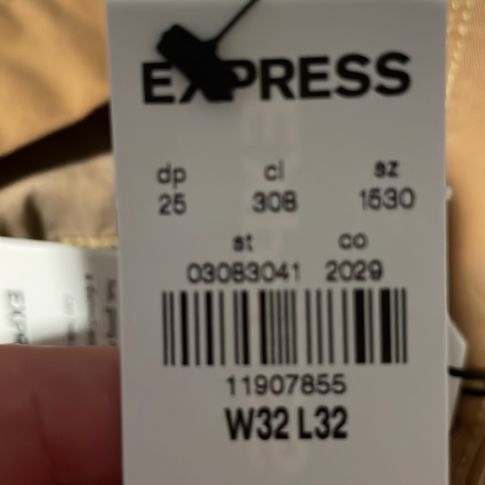 Express - Picture 3 of 3